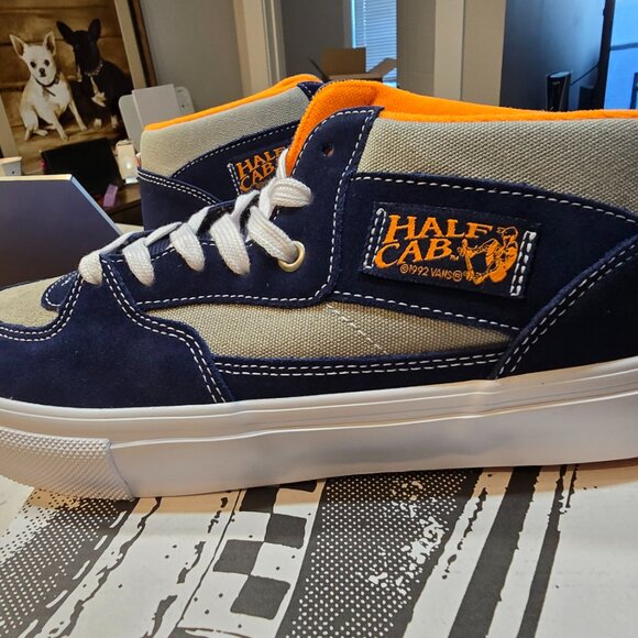 VANS SKATE HALF CAB SKATEBOARD SHOE - SMOKE / NAVY [VN0A5FCDY041] MENS 10 NEW - Picture 2 of 13